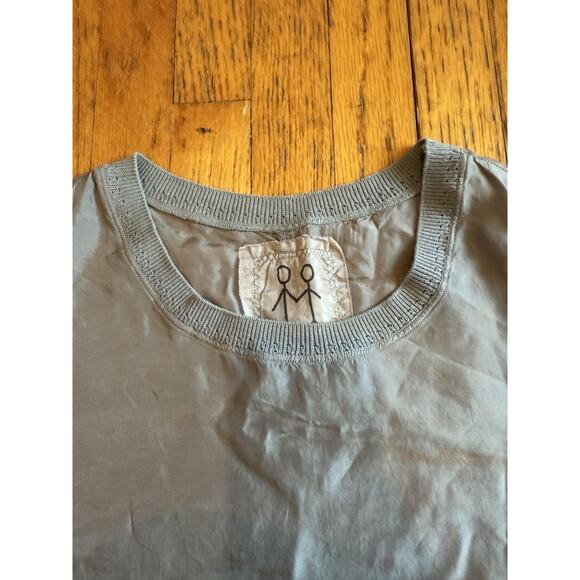 Johnny Was Pete & Greta Shirt Tee Womens Small Gray Cupra Silky PG3185 - Picture 3 of 6